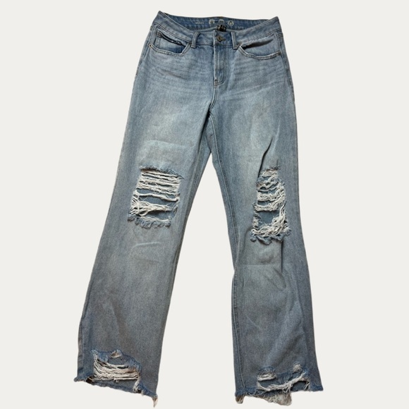 Rewash High Rise Distressed Jeans - Picture 2 of 8